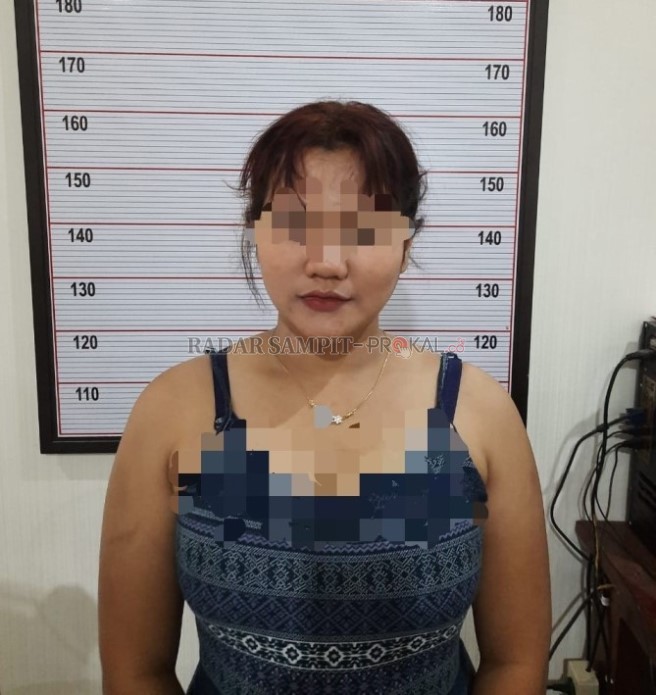 TERANCAM BUI : NA (24) saat ini telah dilimpahkan ke Unit PPA Polres Kobar untuk pemeriksaan lebih lanjut atas kasus pencurian yang dilakukannya.