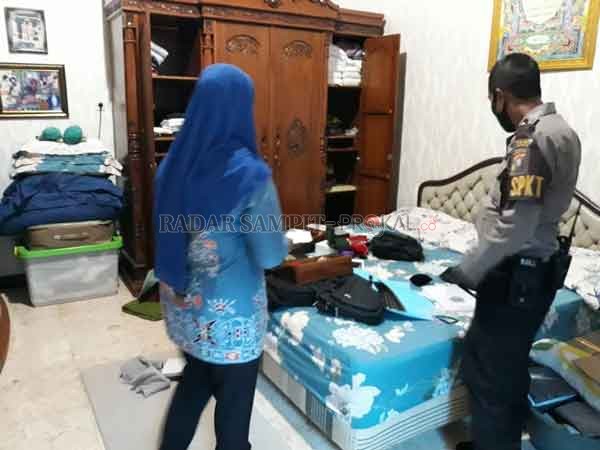 DIGASAK MALING: Kondisi ruangan yang berantakan setelah dibobol maling di Jalan RTA Milono Km 4,5, Kamis (13/8).(IST/RADAR PALANGKA)