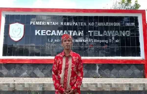 DUKUNG PILKADA DAMAI: Ketua Kelompok Nelayan Desa Sebabi Ejeng, mendukung pilkada damai 2020 di Desa Sebabi, Kecamatan Telawang, Kotim, Senin (31/8).