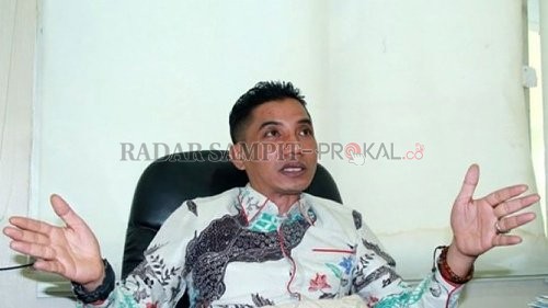 Bupati Kotawaringin Timur Supian Hadi