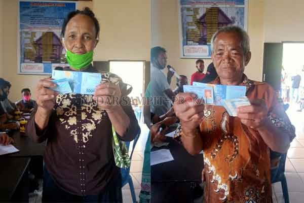 PEMBAGIAN HASIL : Warga Desa Suja, Kecamatan Lamandau, Kabupaten Lamandau mulai menikmati hasil panen kebun kelapa sawit dari PT Pilar Wana Persada. Pundi-pundi rupiah itu mulai mengalir sejak perusahaan menyerahkan sekitar 125 hektare kebun mereka pada J