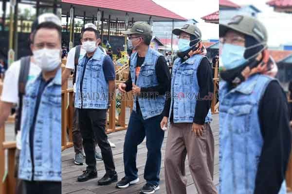 PARIWISATA : Wali Kota Palangka Raya Fairid Naparin (ujung kiri) mengikuti kegiatan aksi Sapta Pesona, belum lama tadi.(IST/HUMAS PEMKOT)