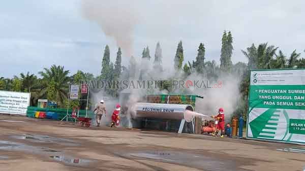 Simulasi penanganan kecelakaan kerja di pabrik kelapa sawit (PKS) 2 PT Musirawas Citraharpindo.