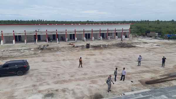 Proyek sirkuit di Jalan Jenderal Sudirman Km 6 Sampit.(DOK.RADAR SAMPIT)