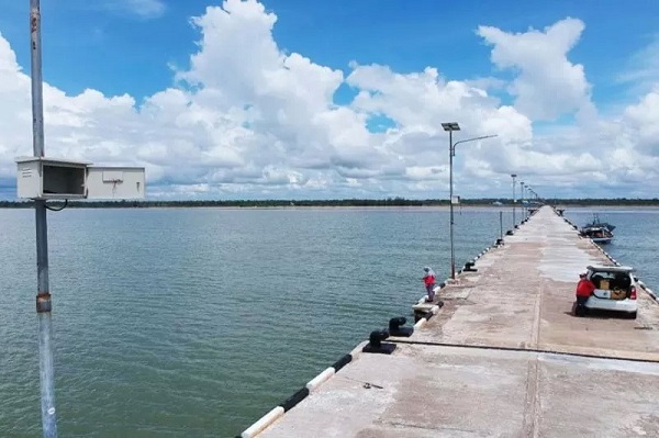 Kawasan Pelabuhan Segintung, Kabupaten Seruyan, Kalimantan Tengah.