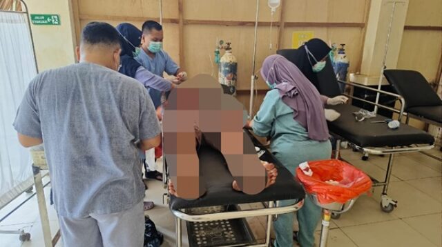 Salah satu pelaku duel maut saat menjalani perawatan di RSUD Pratama Parenggean (Istimewa)