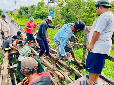 Kelurahan Raja Seberang, Kecamatan Arut Selatan, Kabupaten Kotawaringin Barat