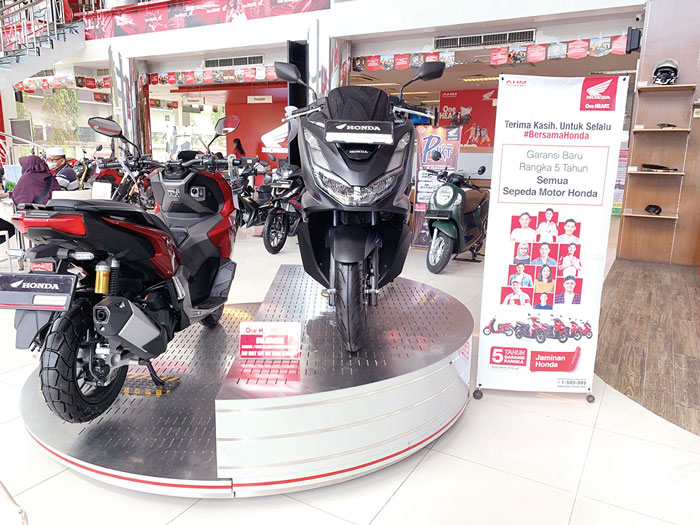 Capella Honda Riau menghadirkan promo Nataru yang memberikan berbagai kemudahan bagi masyarakat.