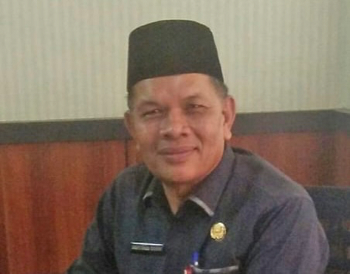 Kadis DLH Kuansing, Deflides Gusni.
