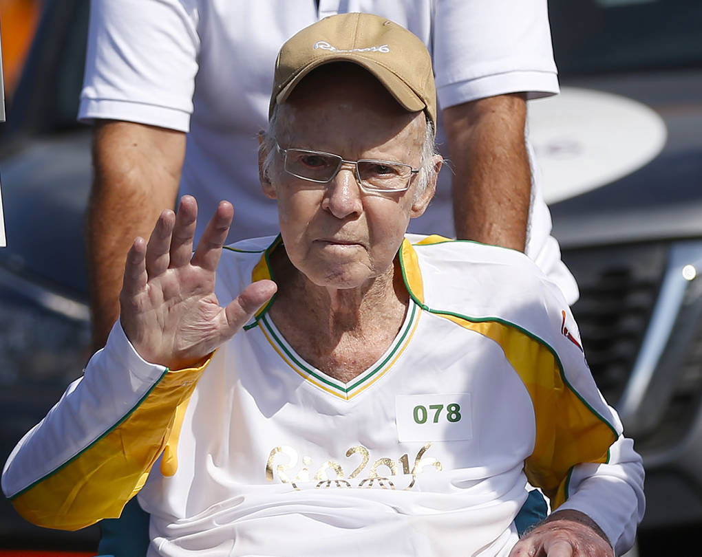 Legenda sepakbola Brasil Mario Zagallo meningga di usai 92 tahun.