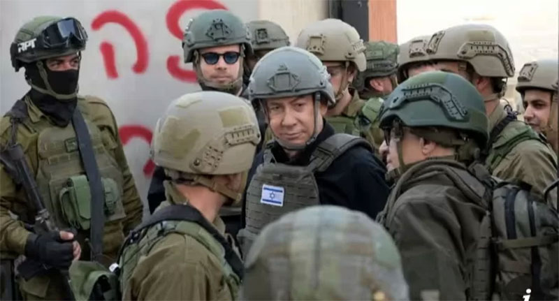 Benjamin Netanyahu diperkirakan akan mendapat tekanan untuk berbuat lebih banyak guna melindungi warga sipil di Gaza.