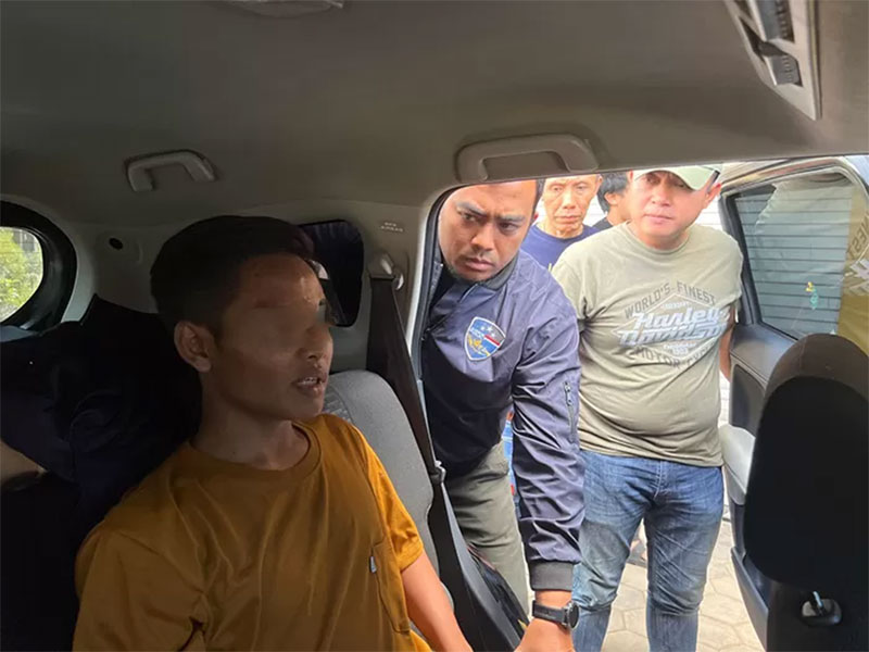 Bareskrim Polri mengkonfirmasi telah mengamankan warga yang melakukan pengancaman penembakan kepada apres nomor urut 1 Anies Baswedan. Pengancaman ini terjadi saat Anies sedang live TikTok.