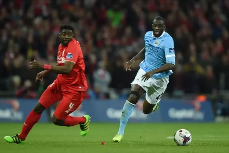 Kisah dua bersaudara Yaya Toure dan Kolo Toure yang jadi andalan di klub masing-masing dan Timnas Pantai Gading.