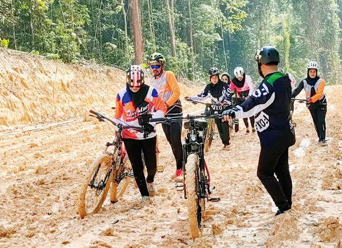 Butterfly Bike Community (BBC) Family saat mengikuti gowes, beberapa waktu lalu.