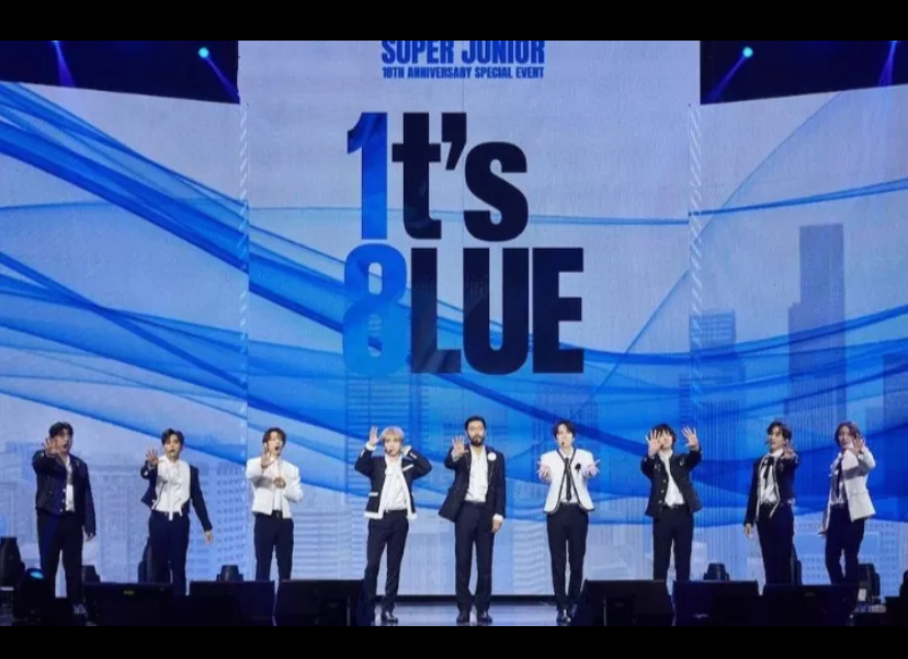 SUPER JUNIOR