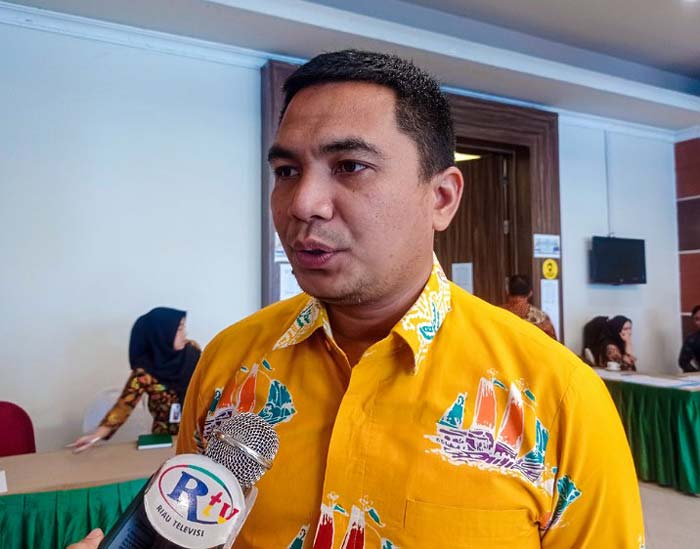 Zulhelmi Arifin, Kepala Disperindag Pekanbaru