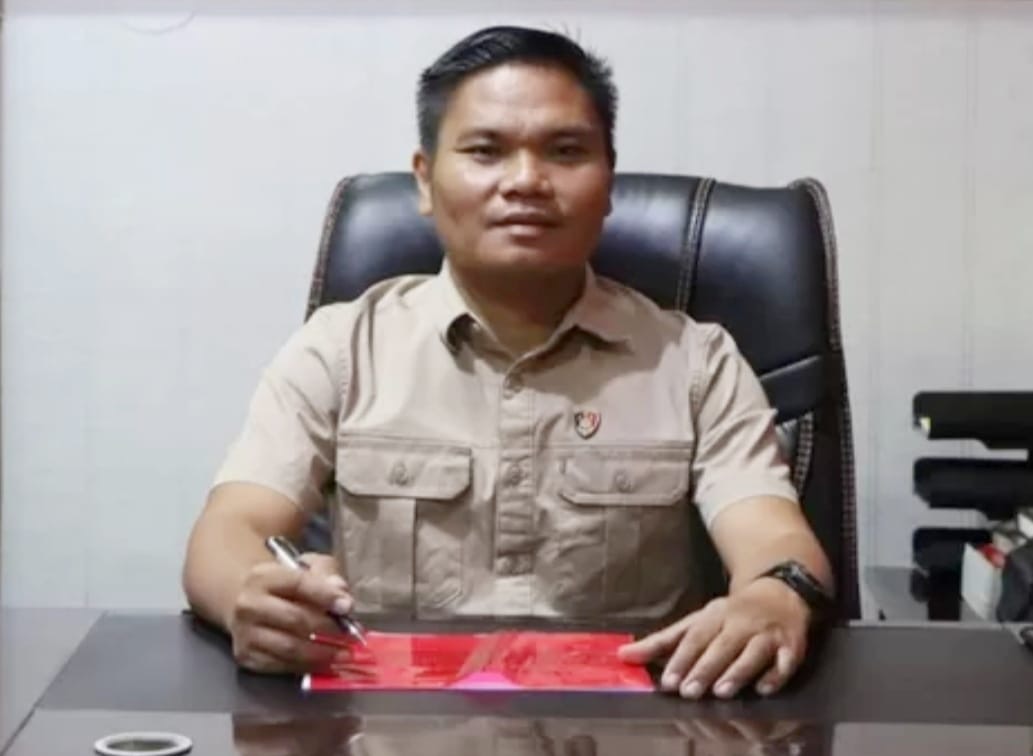 Kasat Reskrim Polres Rohul AKP Dr Raja Kosmos Parmulais SH MH.