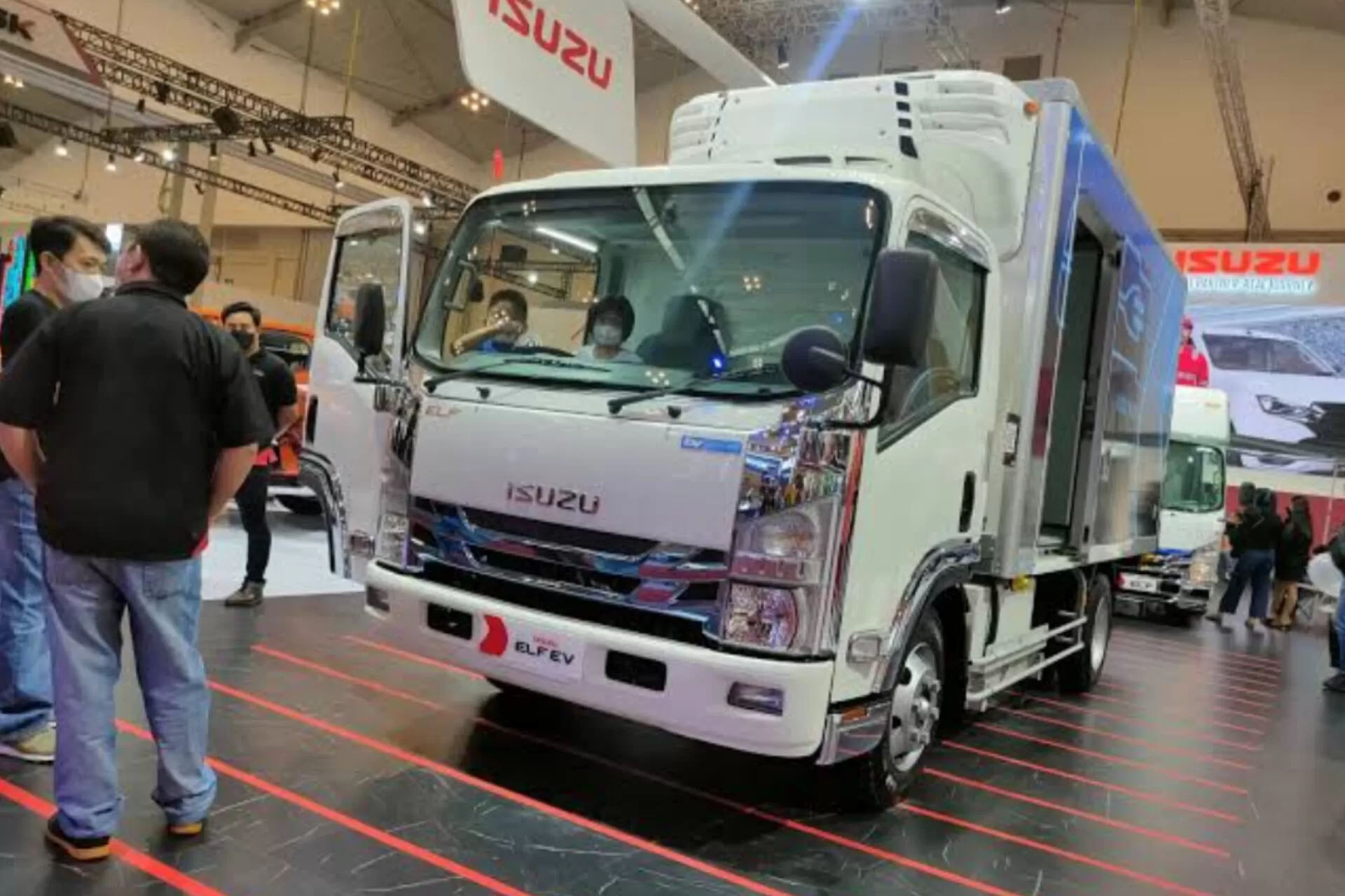 Isuzu Elf EV yang pernah tampil di GIIAS 2022 lalu.