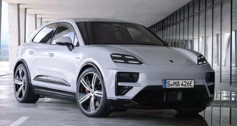 PORSCHE MACAN LISTRIK