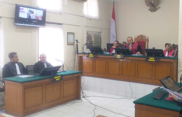 Suasana sidang dakwaan terdakwa dugaan tindak pidana korupsi pembangunan Hotel Kuansing yang digelar di PN Pekanbaru, Selasa (30/1/2024).