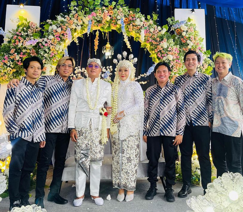 Andika Kangen Band kembali melangsungkan pernikahan untuk kelima kalinya.