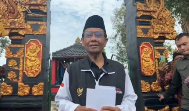 Menko Polhukam Mahfud MD mundur dari Kabinet Indonesia Maju atau Kabinet Jokowi, namun dia belum menyampakan surat resmi kepada Presiden.