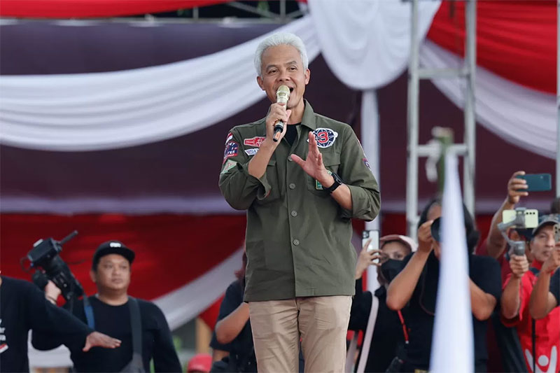 Calon presiden (capres) nomor urut 3 Ganjar Pranowo menjelaskan jurus jitu dalam mengentaskan pengangguran di Indonesia.