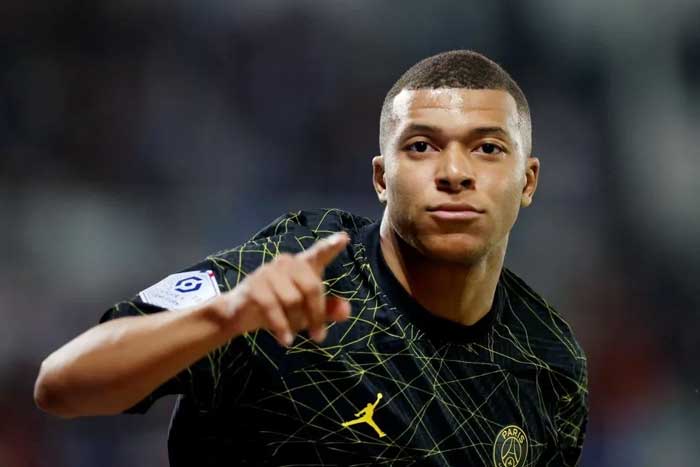 Sumber: Jawapos.com Bintang Paris Saint Germain, Kylian Mbappe (Reuters/Stephanie Lecocq)