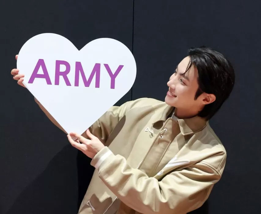 J-Hope BTS ulang tahun ke-30.