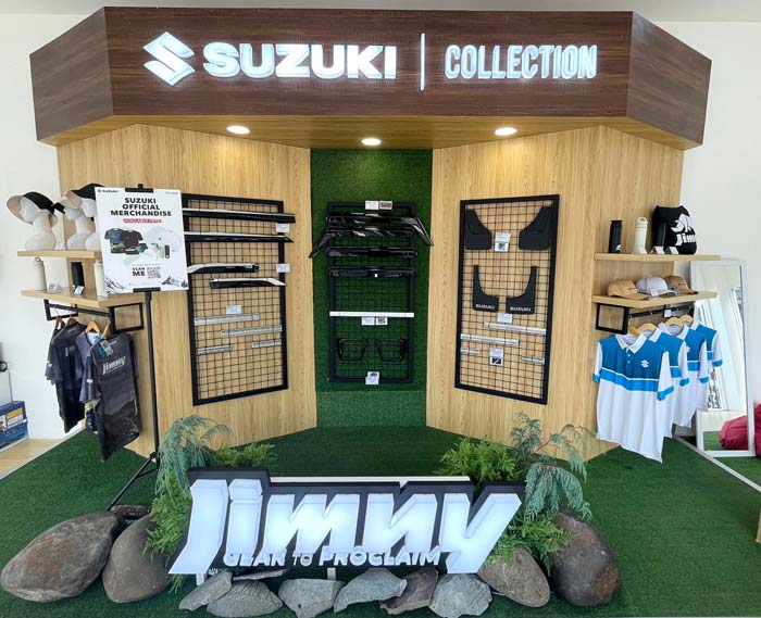 Beberapa spare parts Suzuki dipajang di booth Suzuki Hall A2 pada ajang IIMS 2024 di JIExpo Kemayoran, Jakarta, Senin (19/2/2024).