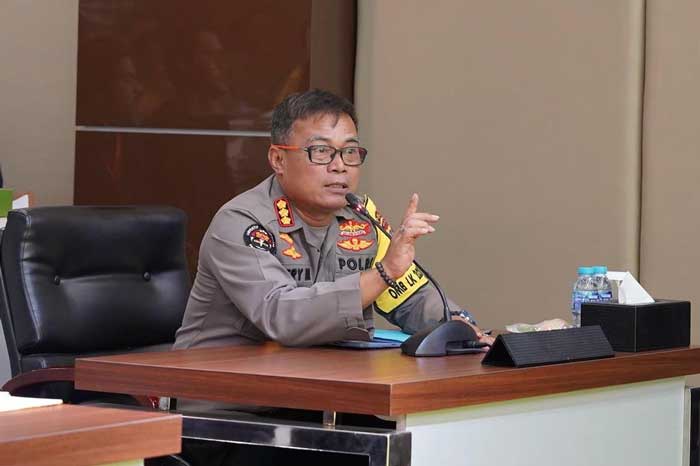 Kabid Humas Polda Riau Kombes Pol Hery Murwono saat mengikuti Rapat Analisa dan Evaluasi mingguan LKJ Polda Riau, baru-baru ini.