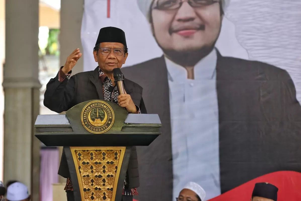 Mahfud MD menghadiri Halaqah Kebangsaan di Pondok Pesantren Abu Syamsuddin, Surabaya, Jatim, Kamis (8/2).