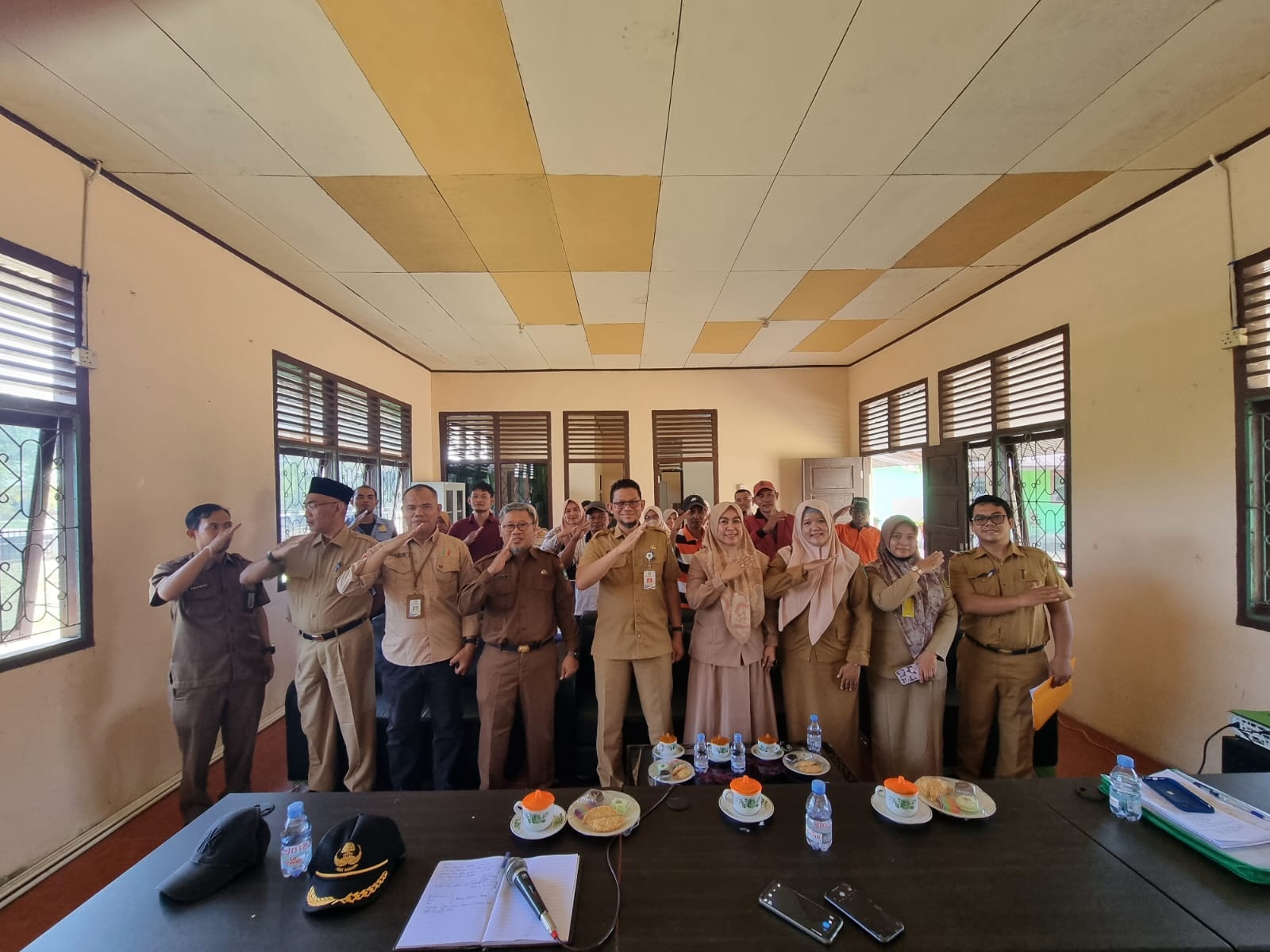 Disbun Bengkalis dan Riau menggelar sosialisasi peluang beasiswa bagi anak petani sawit di kantor UPT Pembibitan dan Pengembangan Perkebunan Kecamatan Bantan, Selasa (20/2/2024).