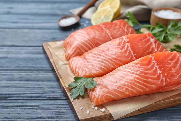 ilustrasi ikan salmon baik untuk kesehatan. /Sumber foto: Freepik