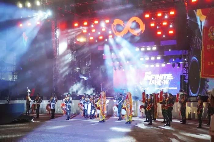 Suasana kemeriahan penutupan IIMS 2024 di JIExpo Kemayoran, Sabtu (24/2/2024).