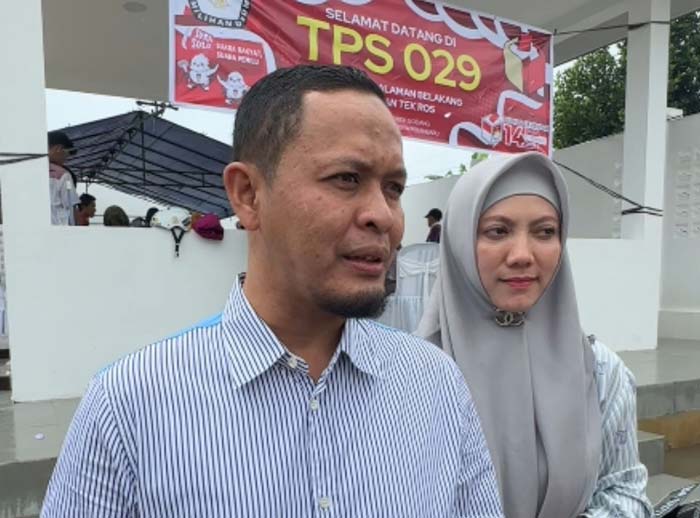 Wakil Ketua DPRD Riau Agung Nugroho saat diwawancara awak media, baru-baru ini.