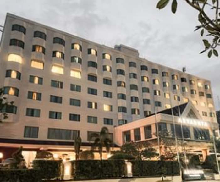 Hotel Aryaduta Pekanbaru.