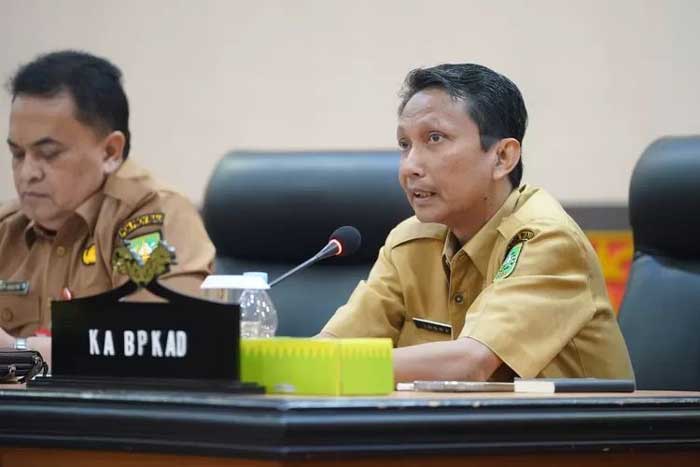 Kepala Badan Pengelola Keuangan dan Aset Daerah (BPKAD) Riau, Indra SE