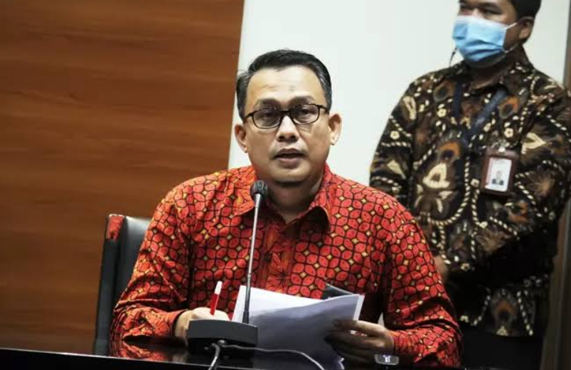 ALI FIKRI
