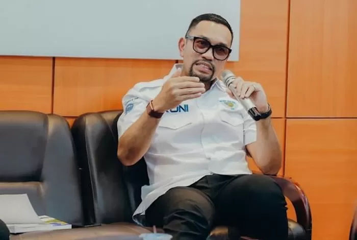 Wakil Ketua Komisi III DPR RI Ahmad Sahroni. Politisi Partai Nasdem tersebut menilai, di bawah kepemimpinan Kapolri Jenderal Listyo Sigit, Polri menjadi lembaga yang sangat humanis dan inklusif.