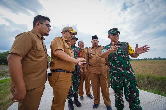 Meninjau pelaksanaan TTMD ke-119  2024 di wilayah Kodim 0322/Siak, Selasa (5/3/2024).