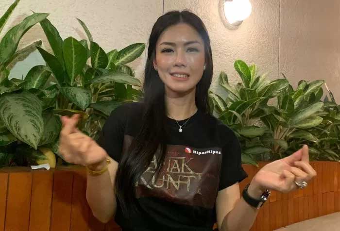 Nita Gunawan akan berakting sebagai hantu dalam film Anak Kunti.