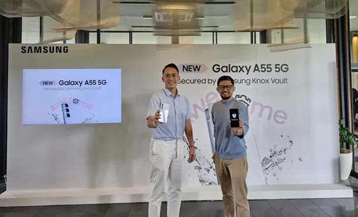 Jajaran manajemen Samsung Electronics Indonesia saat meluncurkan smartphone Samsung Galaxy A55 5G baru di Indonesia, baru-baru ini.