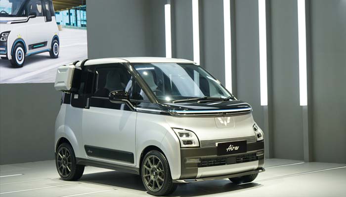 Air ev yang dipamerkan di booth Wuling pada IIMS JIExpo, Kemayoran, Jakarta, bulan lalu.