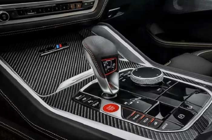 Ilustrasi: Transmisi di mobil BMW.