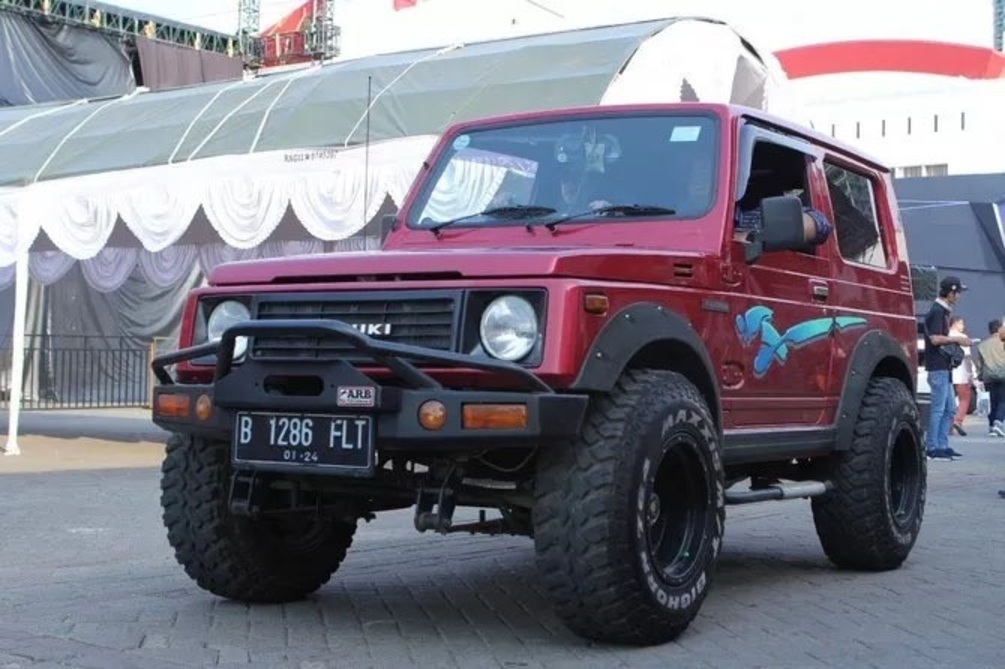 Suzuki Jimny atau Katana lawas kembali banyak diminati para pecinta otomotif.