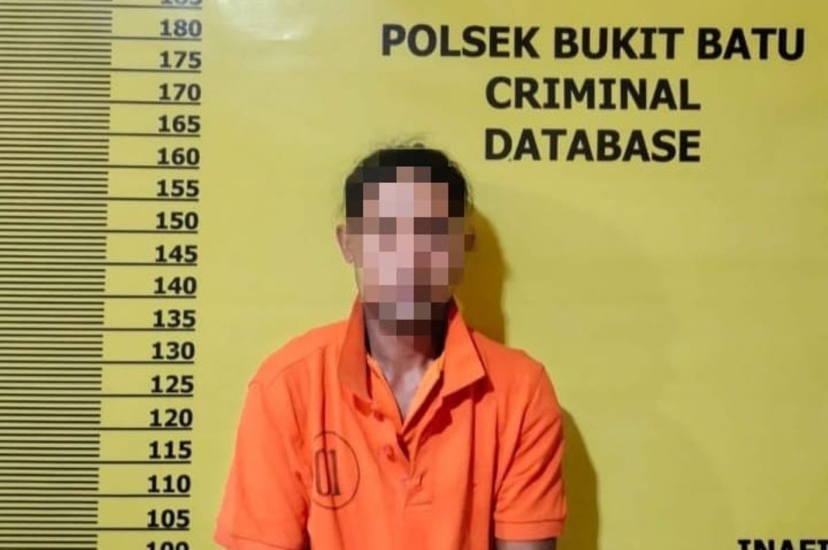 Tersangka YL pelaku pencurian disertai dengan pemerkosaan diamankan Polsek Bukit Batu, Bengkalis.