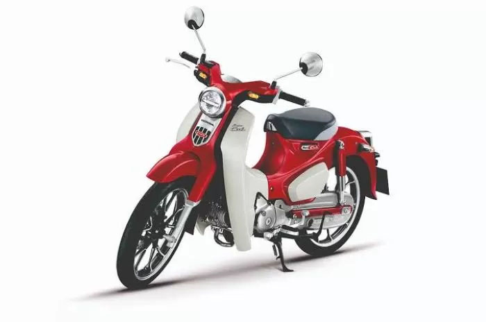 Honda Super Cub C125, motor modern Honda yang diadopsi dari keluarga Cub Series yang rilis puluhan tahun lalu sekarang harganya Gila-gilaan.