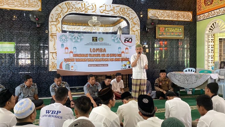 Sebanyak 15 orang peserta WBP Lapas Bengkalis mengikuti lomba MTQ dan Pidato sempena HBP ke 60 di Lapas Bengkalis, Kamis (14/3/2024).