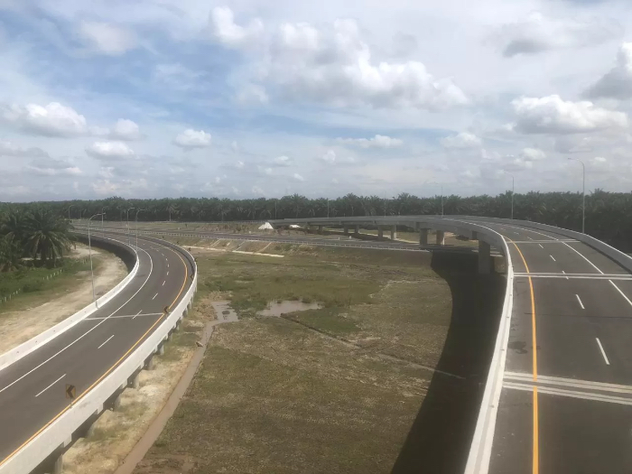 Jalan Tol Pekanbaru-Dumai mengalami kenaikan tarif terhitung Senin (18/3/2024) pukul 12:00 WIB.